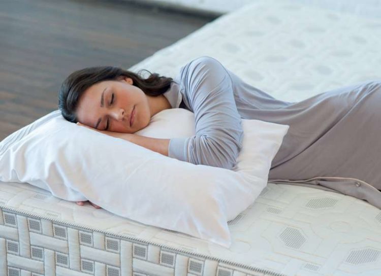 woman sleeping on the 4sleep bed
